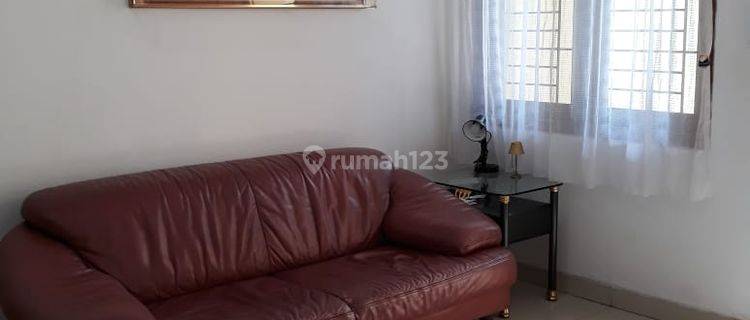 Rumah di Taman Ratu Siap Huni 3,5 Lantai  1