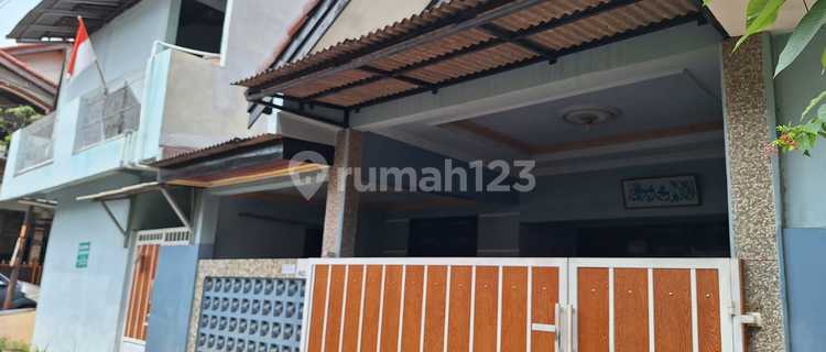 Boarding House for Sale in Harapan Kita Housing Complex, Tangerang 1