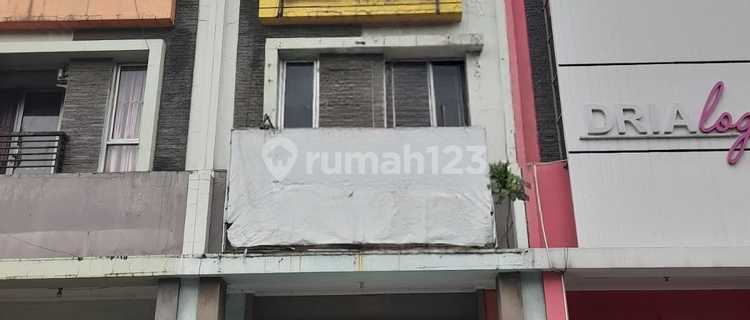 3-Story Shop House Facing Fluorite Main Road, Gading Serpong 1
