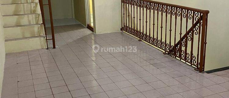 Disewakan Rumah Di Jembatan Lima Jakarta Barat 1