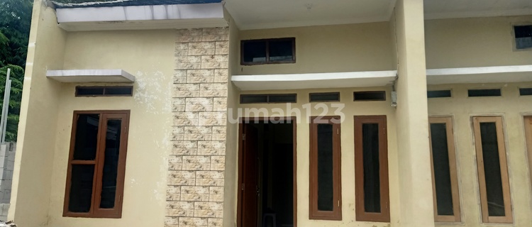 Rumah Minimalis Harga Terjangkau Dekat Stasiun 1