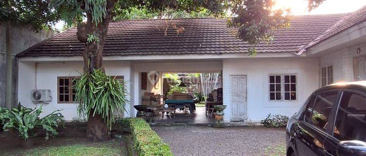 Rumah Bagus  Dibawah NJOP Sejuk di Cipete, Jakarta Selatan  1