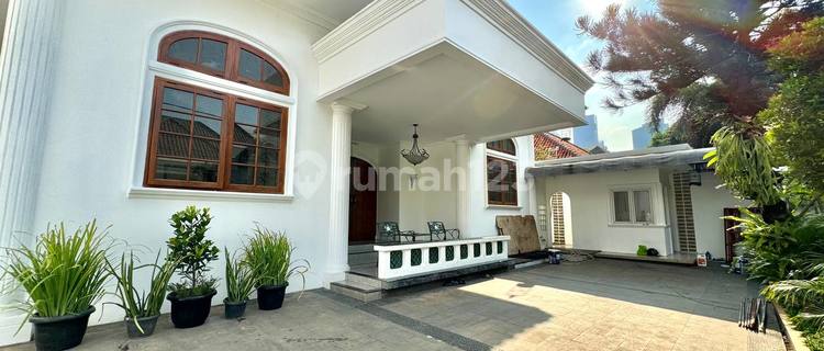 Rumah Siap Huni ,rumah Mewah ,bagus Terawat,dimenteng Area Jakarta Pusat 1