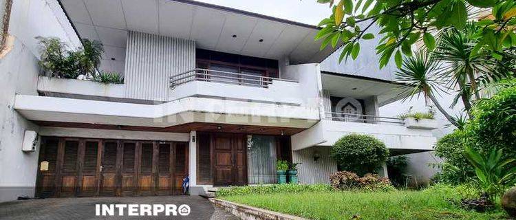 Rumah 2 Lantai Puri Indah Luas Tanah 540m2 4 Kamar Tidur 1