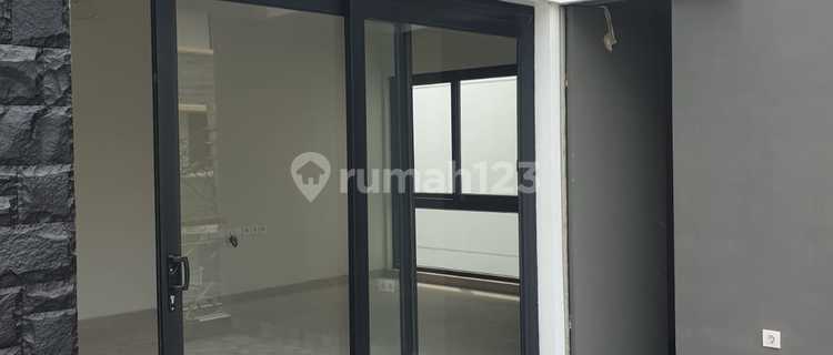 New Muara Karang House Good Price Special Position Favorite Block 1