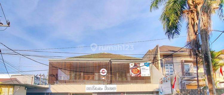 Dijual Rumah 2 Lantai Jalan Mappanyukki Makassar 1