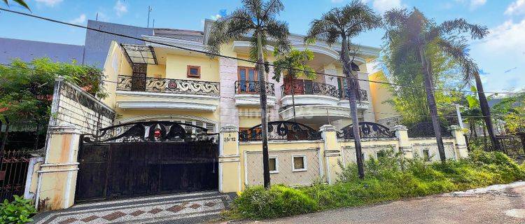 Rumah Mewah 2lantai Di Kota Makassar 1