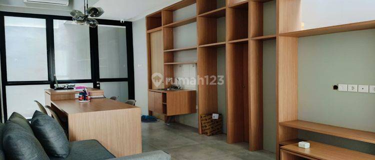 Rumah 2 lantai Grand Wisata Cluster O2 Full Furnished Siap Huni 1