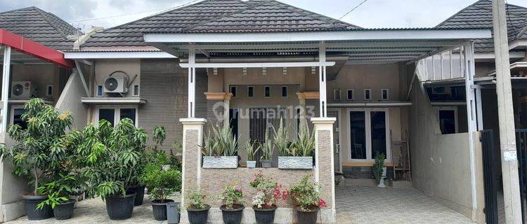 Dijual Rumah Second Bagus Di Cluster Parak Karakah Asri 1