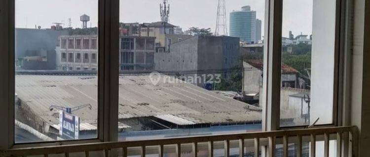 Ruko 3,5 Lantai Strategis di Terusan Buah Batu Akses Jalan 2 Arah 1