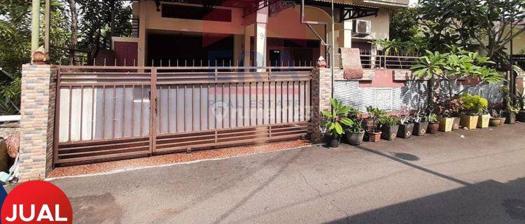 Rumah 5 Kamar Jarang Ada Semi Furnished SHM Di Purnama Pontianak  1