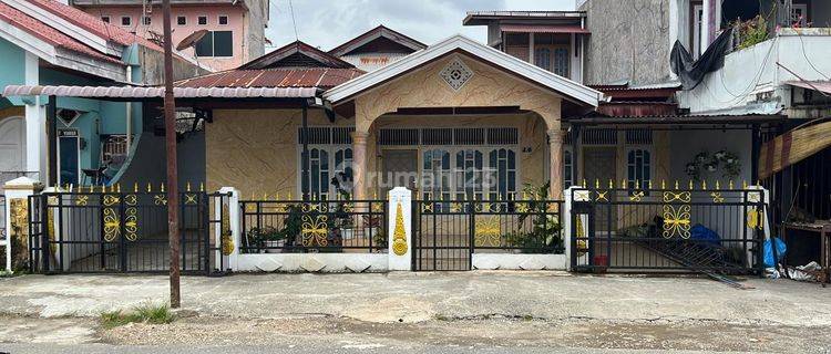 Dijual Cepat Rumah Bagus di Padang, Sumatera Barat 1