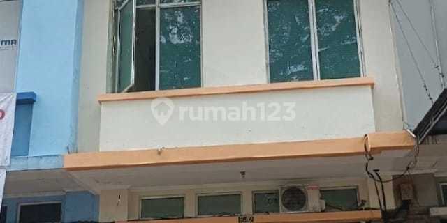For Sale: Shop House on Boulevard, Prime Condition, By the Main Road in Serpong BSD, Tangerang 1