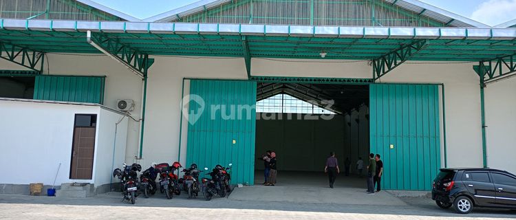 Disewakan gudang bangunan baru di kota kediri 1