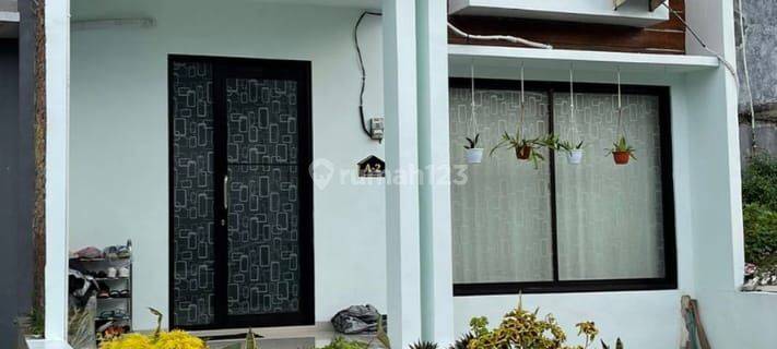 Dijual Rumah dua lantai siap huni di pare Kediri  1