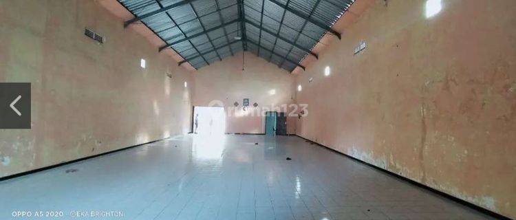 Disewakan ruko exs dealer di kota blitar 1