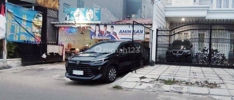 Jalan 3 Mobil. Rumah Salemba, Percetakan Negara Dijual. Nego  1