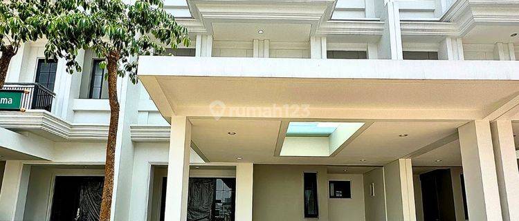 Rumah Tusuk Sate Alam Sutera Jual Cepat Tiga Lantai Brand New 1