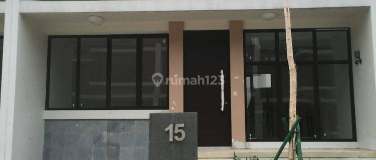 Disewa Rumah Cosmo, Lippo Cikarang, 2 Lantai Bagus, hadap Selatan 1