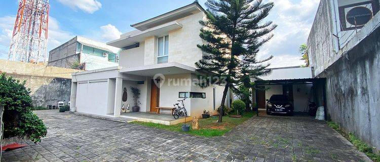 Jual Cepat Rumah Minimasil 2 Lt Mampang Prapatan, Jakarta Selatan 1