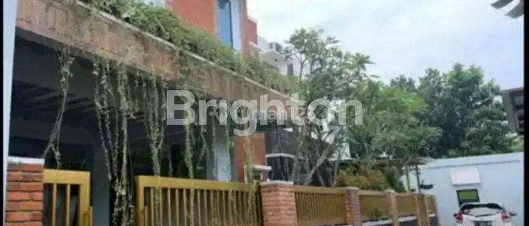 RUMAH HOOK 2 LANTAI 2 BANGUNAN SEMI FURNISHED STRATEGIS DI TENGAH KOTA BOGOR 1