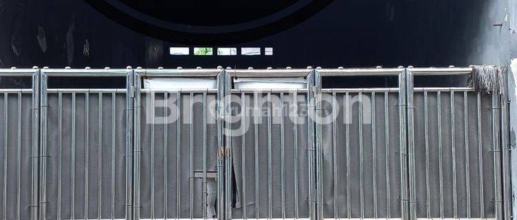 RUMAH UNTUK BUKA USAHA LOKASI STRATEGIS 1