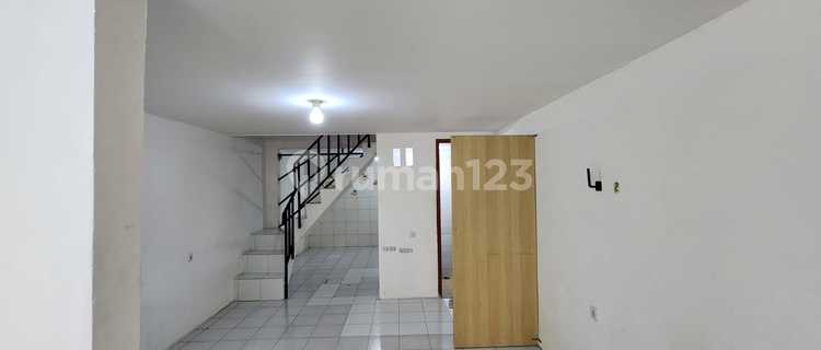 Disewakan Rumah Siap Huni Di Taman Palem Lestari, Jakarta Barat 1