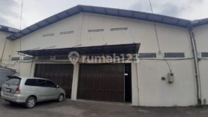 Disewakan Gudang Mainroad Jl Peta Lt -+1000 M2 Lb 350 M2 Lm 10 Mtr Toilet Bersamaair Summersiblelistrik 2.200 Wattmasuk Kontainer Harga Sewa 180 Jt Now 170jt/th Nett M 1