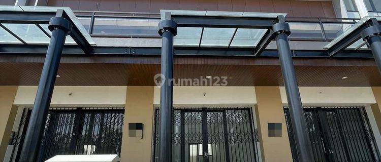 *jual Ruko*ruko Baru *neo Plaza* Podomoro Park Buah Batu Bandunglt 75 Lb 150 Km 1 .ada Balkon Depan Teras Belakanglistrik 2200ruko Hadap Utarakawasan Mandiri Terdiri Dari Area Pemukiman & Area Komersil Serta Lingkungan Hijau, Asri & Nyaman
cocok Untuk Per 1