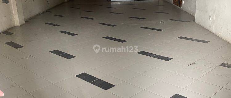 pasti nenguntungkan . ruko di kawsan wisata. harga heran 1