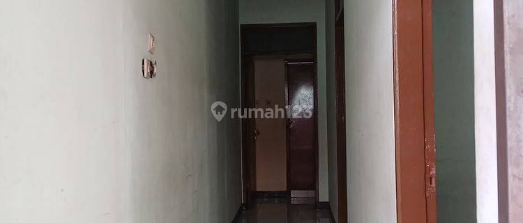 Disewakanrumah Sayap Jl. Rama -pajajaranlt . 81lb. 70lm. 6x13.5kt.3km.3carport 1listrik 2200air Artesisshmharga 40jt/thnne@ne 1