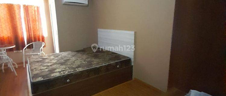 Apartement Grand Emerald Aparment Semi Furnished Bagus 1