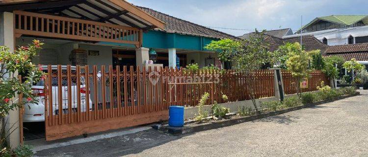 Rumah Menarik Hook Di Tengah Kota Bandung, Dekat Rumah Sakit, Sekolah, Supermarket 1