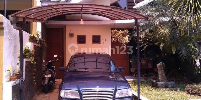 Nice 2-Story House Ready to Occupy in Setra Duta Complex, Near UPI, Telkom, Unikom Campuses, Close to Pasteur Toll, in Setra Duta, Setiabudhi, Pasteur, Cimahi, Bandung City 1