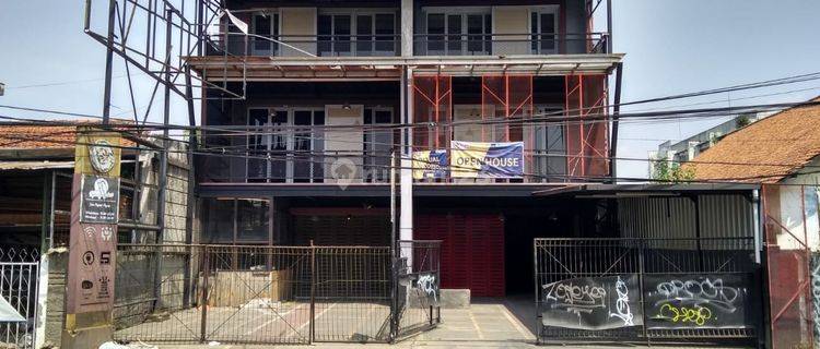 RUKO SIAP HUNI DI MAINDROAD KIARACONDONG, LOKASI STRATEGIS, COCOK UNTUK USAHA, KANTOR, CAFFE & RESTO, DI ANTAPANI, SAYAP JAKARTA, BANDUNG KOTA 1