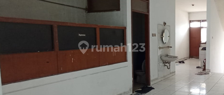 Ruko 3 Lantai Jalan Dewi Sartika Strategis di Pusat Kota Bandung 1