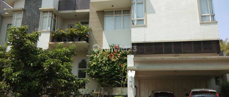 DIJUAL MURAH RUMAH MEWAH SIAP HUNI LUAS 644 M2 DI TELAGA GOLF BSD 1