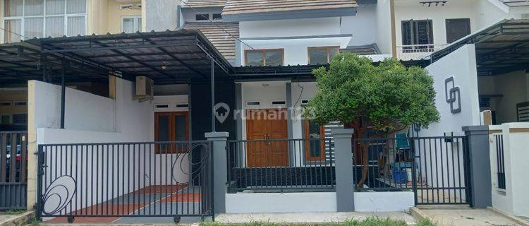 Rumah 2 Lantai Siap Huni Bagus Luas Tanah 136m Lingkungan Nyaman Sejuk SHM Di Permata Depok Regency Depok, Jawa Barat 1
