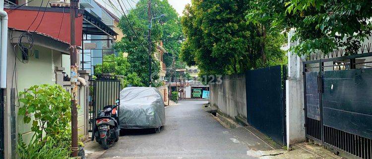 Dijual rumah hitung tanah di Simprug Jakarta Selatan  1