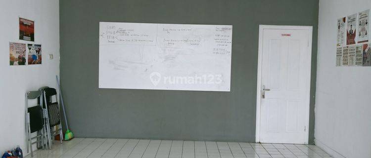 Disewakan Cepat Ruko Lt. 2 Di Gading Serpong Boulevard Tangerang 
 1