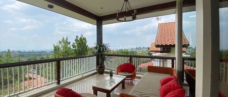 Rumah Lux Full Furnished Komplek Dago Pakar Resort Bandung 1