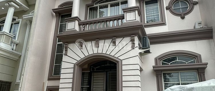 Rumah Luas 120m², Hadap Selatan 1