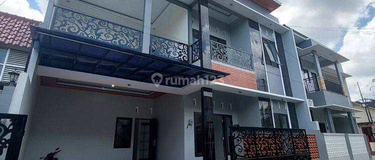 Dijual Rumah Murah Siap Huni Dekat Stadion Maguwoharjo Dua Lantai 1