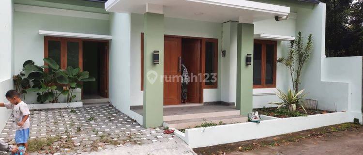 Rumah siap huni dekat candi prambanan 1