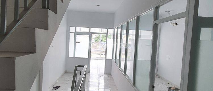 Disewa Ruko Lokasi Strategis di Menteng, Jakarta Pusat 1