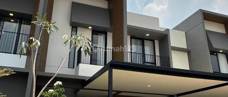 Rumah Modern Tropis 2 Lantai di Alsut 1