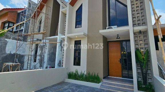 Rumah Cantik Tanah Luas Furnished Di Ngaglik Sleman Dekat Uii 1