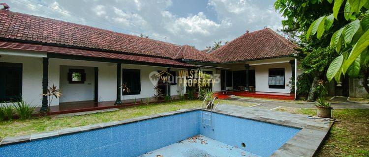 Rumah Villa Tanah Super Luas Private Pool Dekat Stadion Maguwo 1