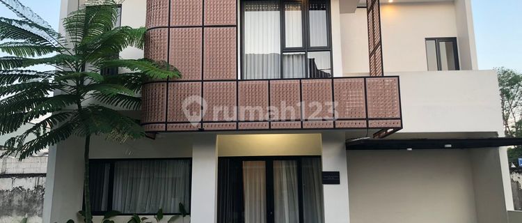 Luxurious 2-Storey House, Ready to Occupy, in Sewon Bantul 1