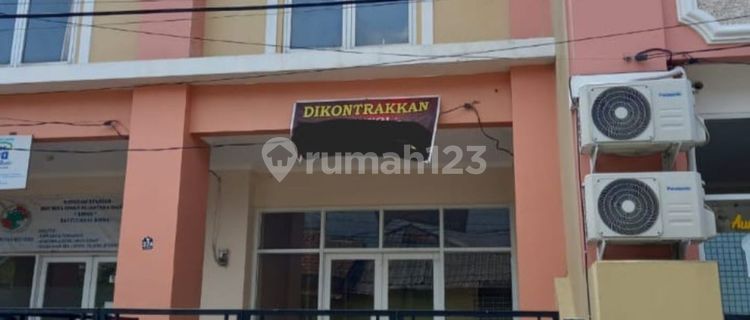 2.5-Storey Shop House in Kelapa Dua, Gading Serpong 1